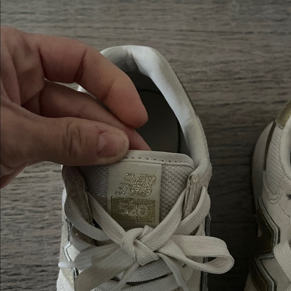 JCrew New Balance Sneakers Cream‎ Gold Size 6 - Picture 3 of 5